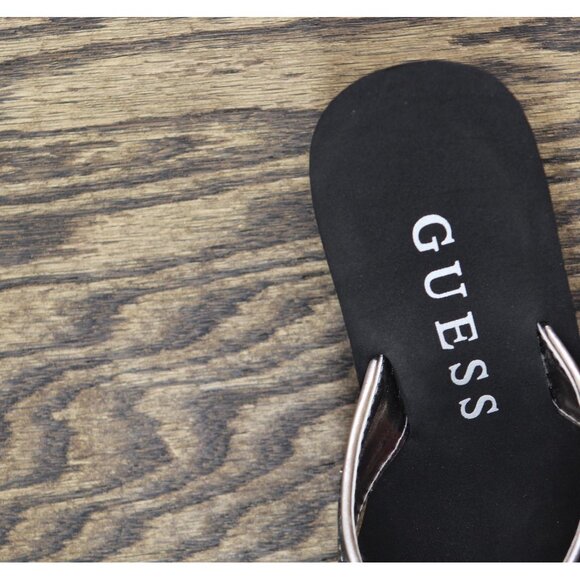 Guess Womens Platform Sarraly Thong Sandal GWSARRALY4 Silver Black 8M - Picture 9 of 13